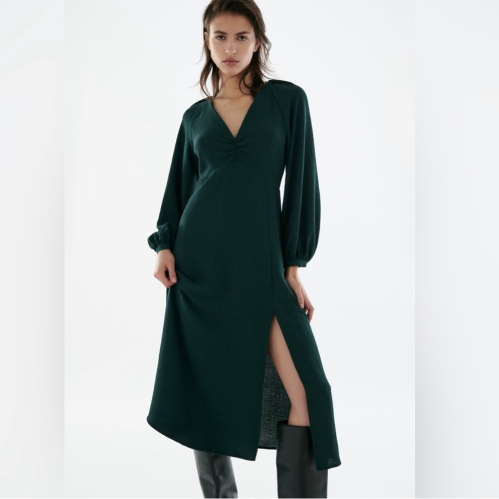 Zara Dark Green Long Sleeve V-Neck Midi Dress